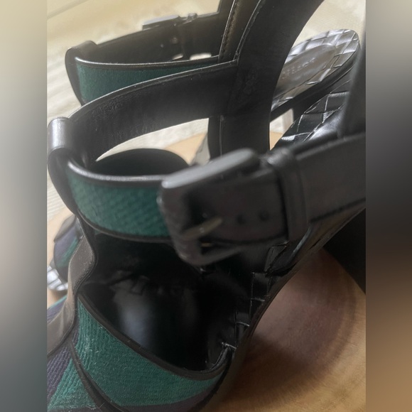 Bottega Veneta Embroidered Color Block Heel - Picture 4 of 7